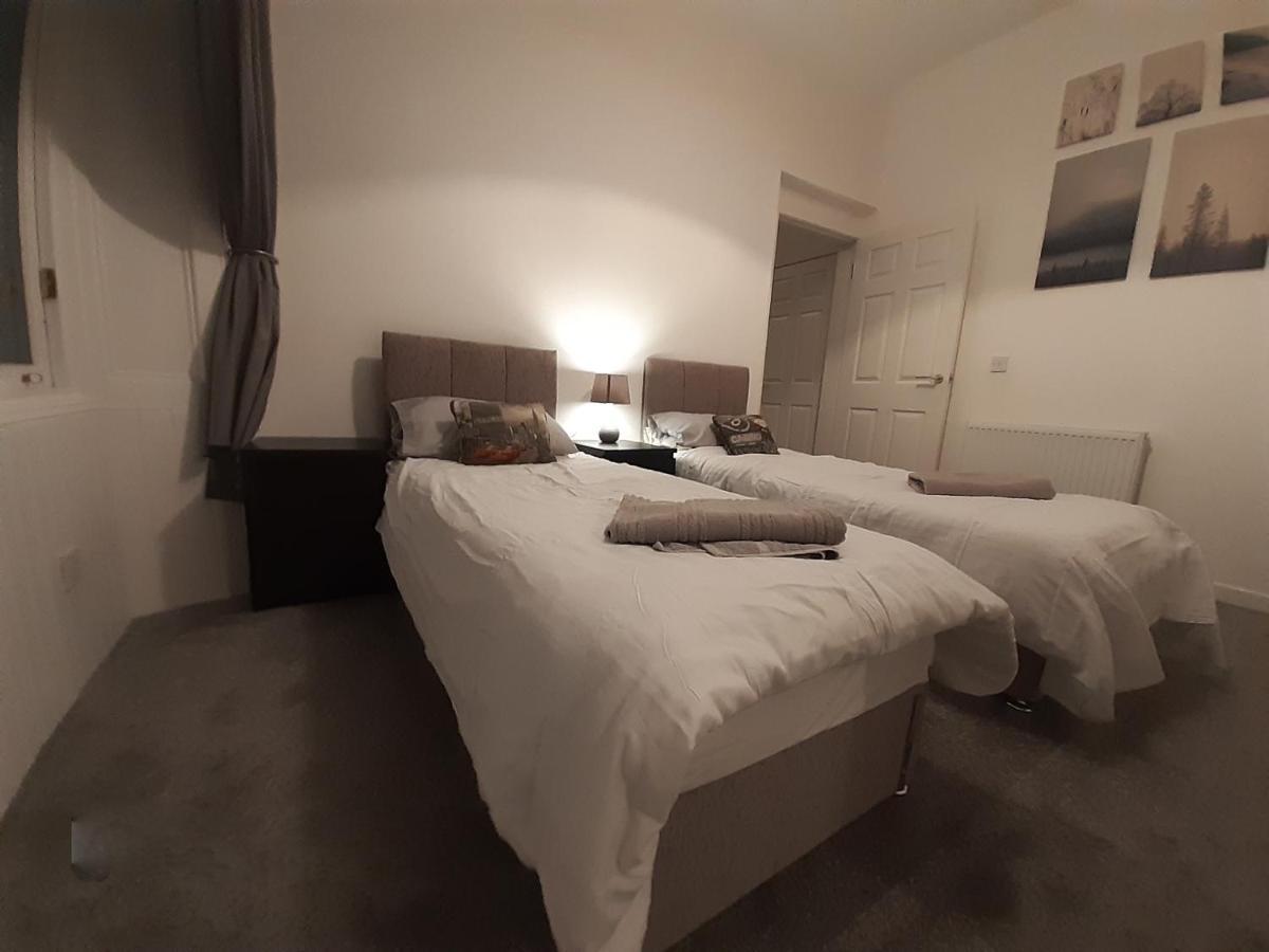 Carvetii - Edward House A - 2 Dbl Bed 1St Floor Flat Daire Dunfermline Dış mekan fotoğraf